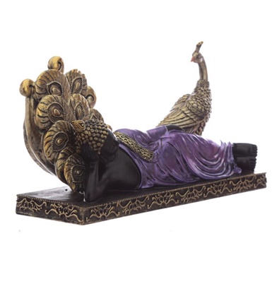 buda tailandÉs con pavo real