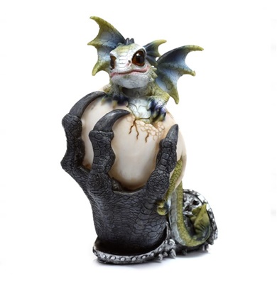 dragÓn bebÉ y garra protectora